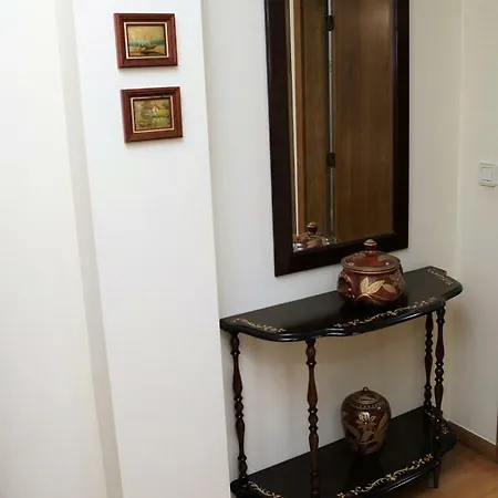Tnc Apartment *